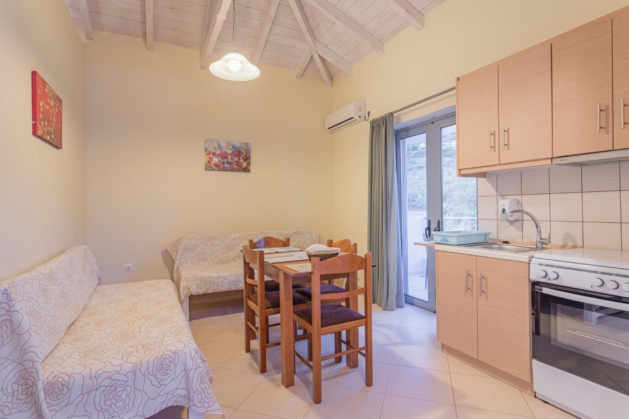 Sundy Maria Apartments Stoúpa Esterno foto