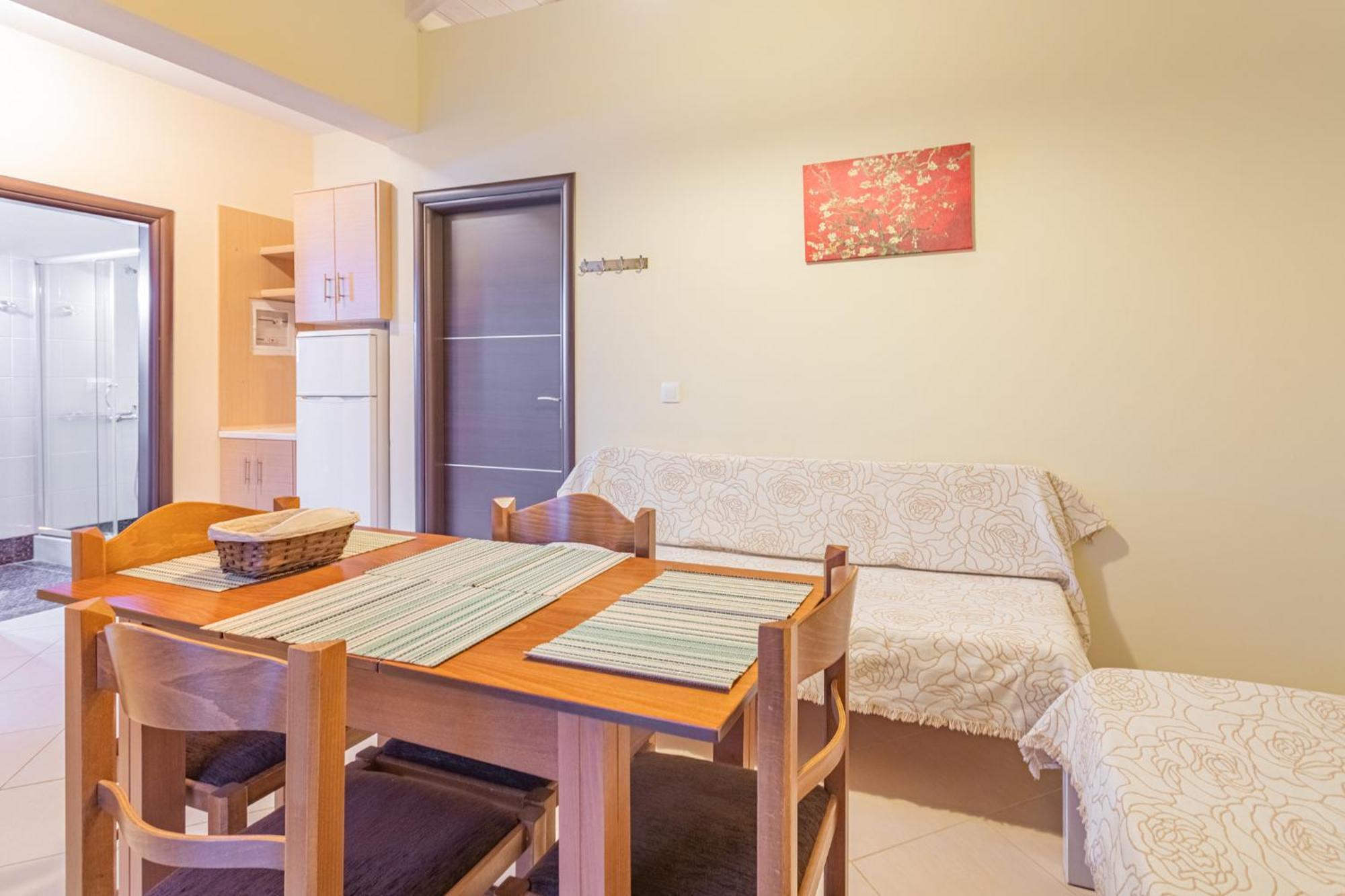 Sundy Maria Apartments Stoúpa Esterno foto