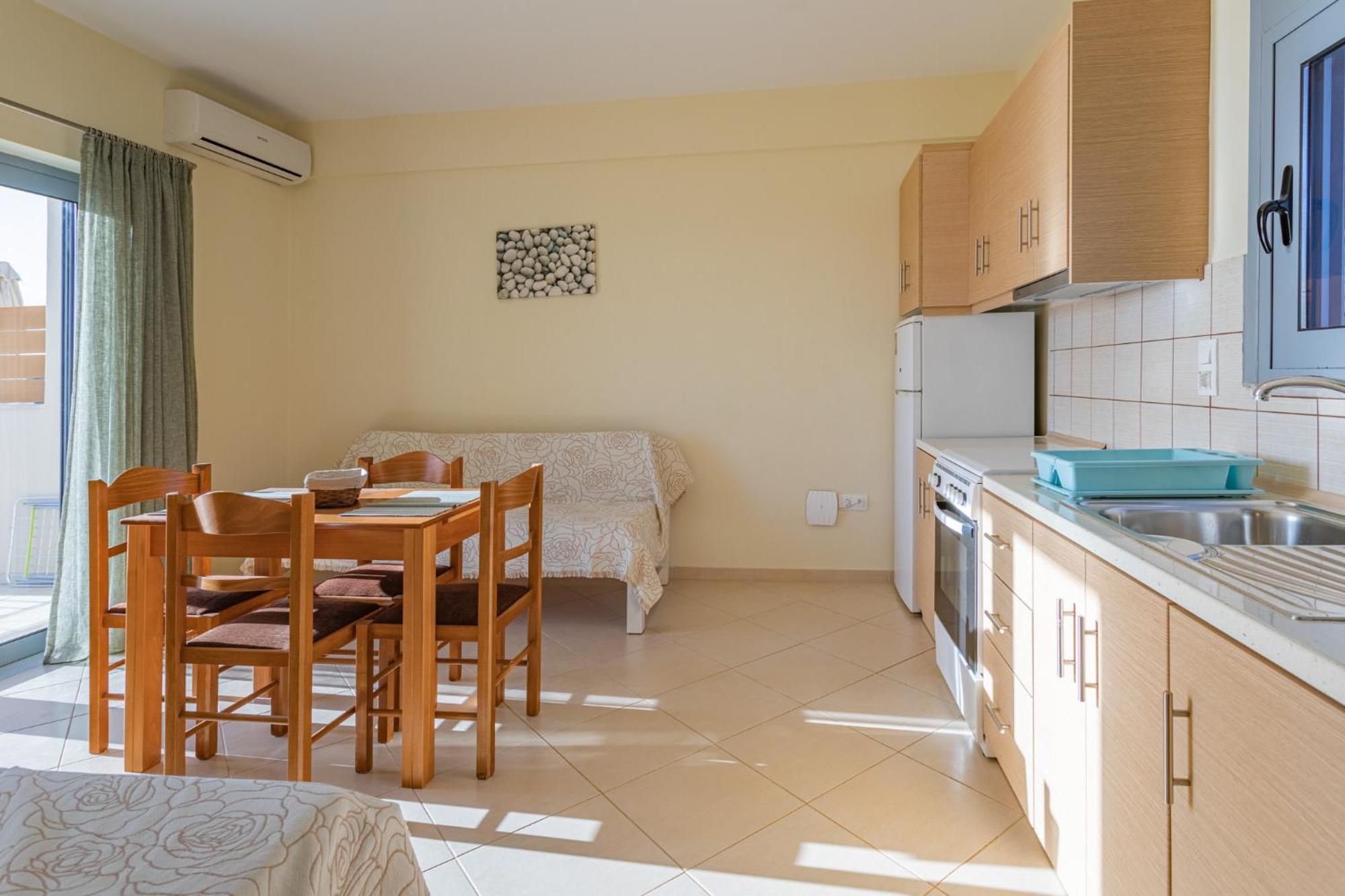 Sundy Maria Apartments Stoúpa Esterno foto